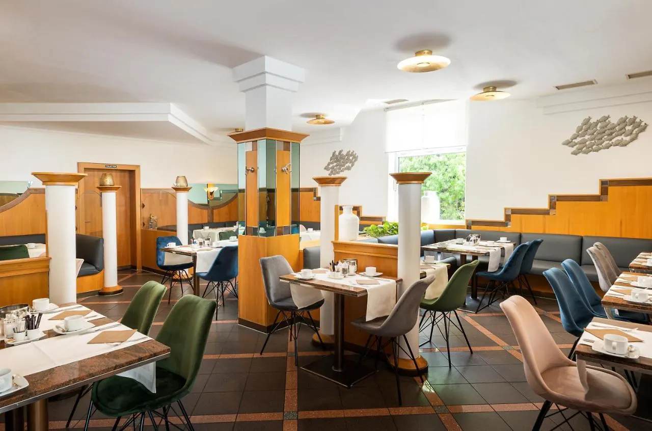 QU Hotel Augsburg Deutschland