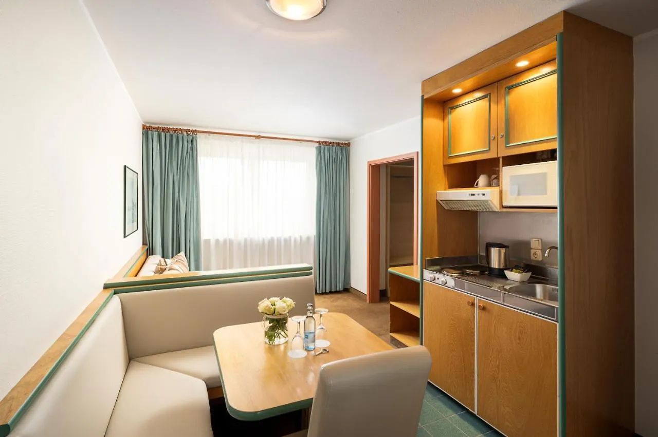Qu Hotel Aψβούργη