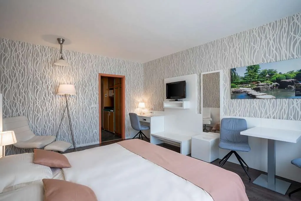 Qu Hotel Aψβούργη