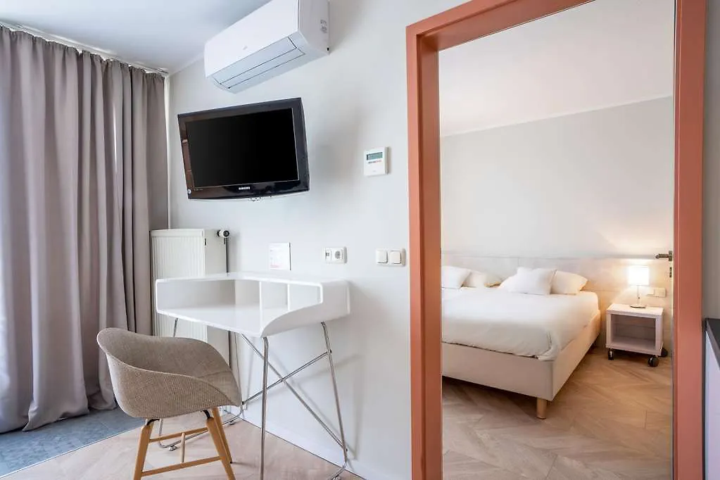 ****  Qu Hotel Aψβούργη Γερμανία